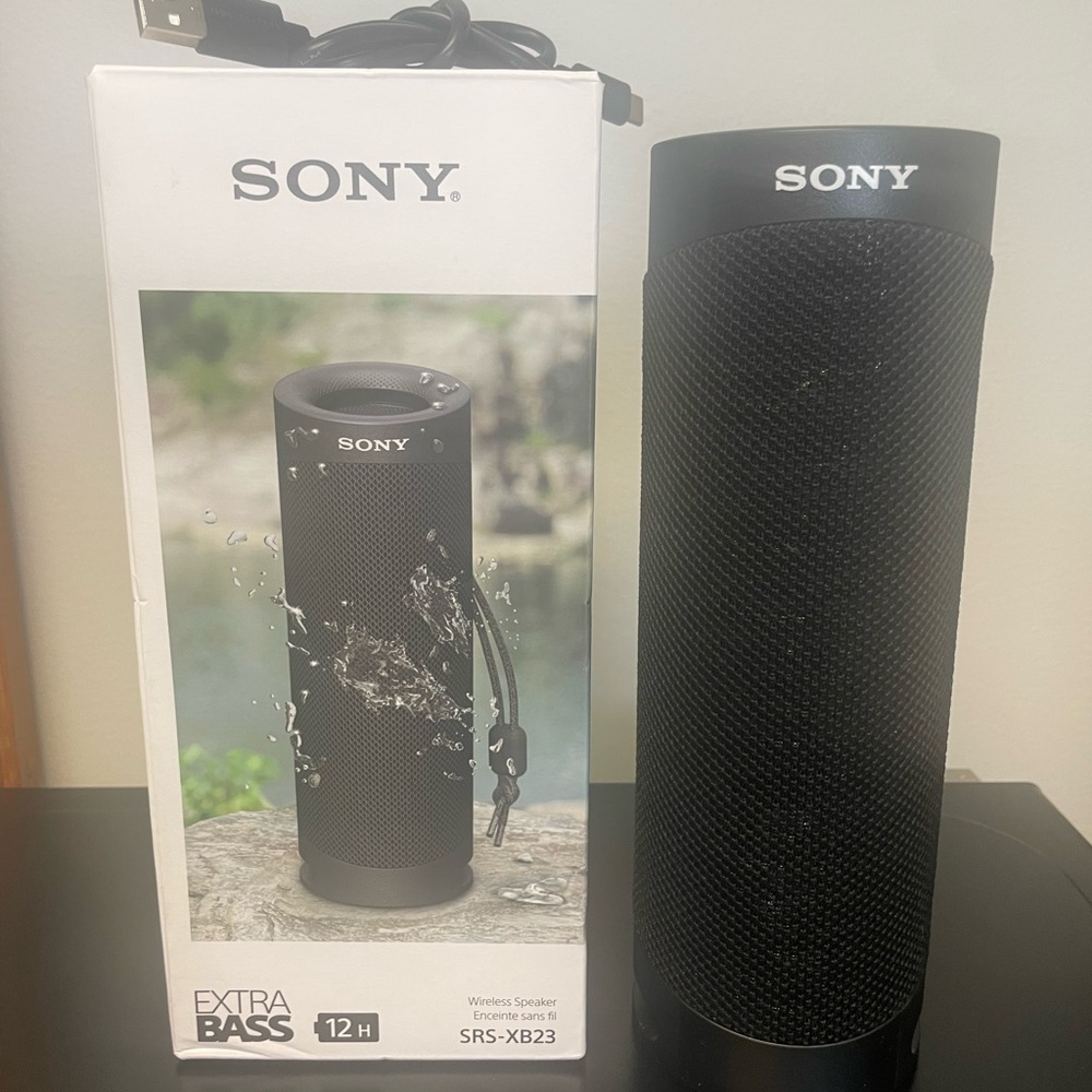 Sony Extra Bass Portable Bluetooth Speaker - Black - Picture 4 of 9
